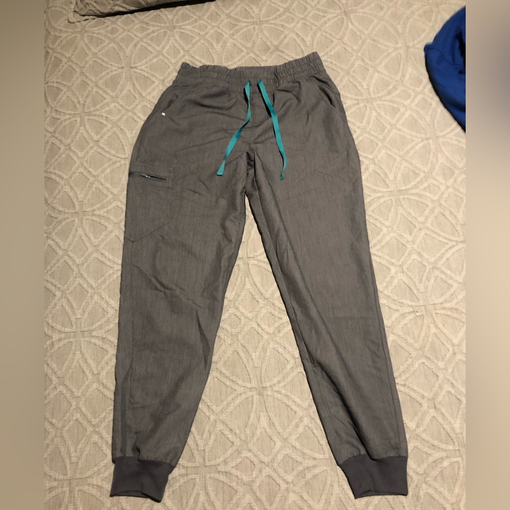 Figs high waisted Zamora joggers size M EUC